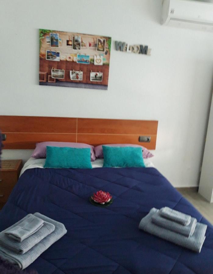 Estudio Playa Del Cura Торевьиа Экстерьер фото